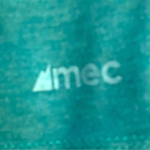 Mountain Equipment Co-op Women’s Sleeveless Turquoise Shirt Lightweight W/pocket - Picture 5 of 9